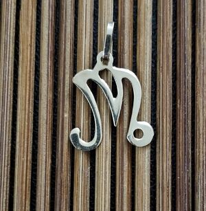 14k Letter M Yellow Gold Charm (Vintage)